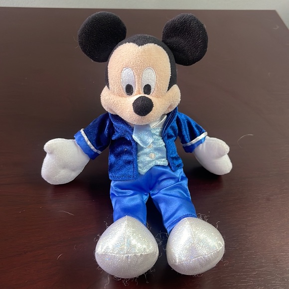Disney Mickey Mouse 60th Anniversary - Picture 2 of 3